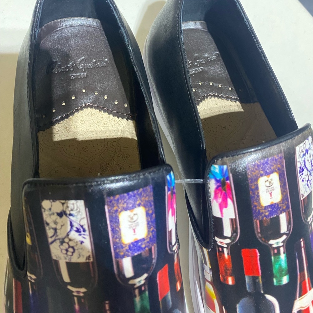 New Robert Graham limestone bottle graphic leather Slip-On Sneakers - Picture 3 of 4